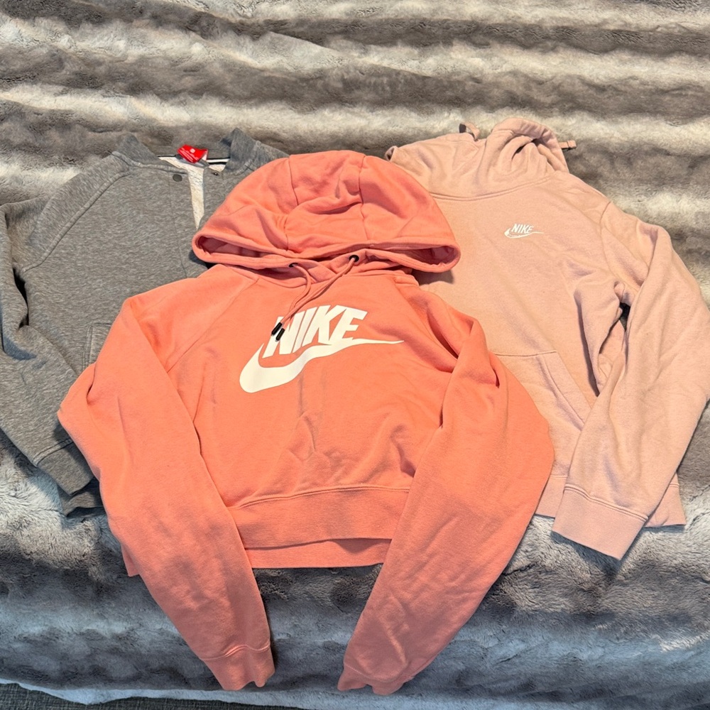 Nike Hoodie / Sweater Bundle